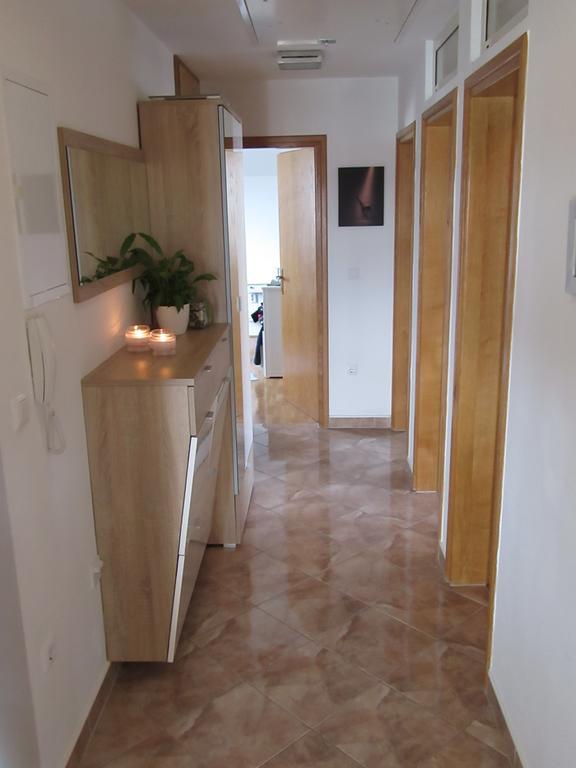 Mislav Apartment Трогир Экстерьер фото